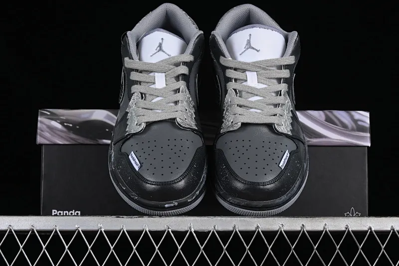 All categories Air Jordan Jordan series basketball shoes Air Jordan 1 Low Air Jordan 1 Low AJ1 Joe 1 Panda Prank Modern Wei Realm Gray Series Black and Silver Gray Low-top Cultural and Casual Shoes 553560-053